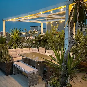 Follow The Sun - Rooftop Terrace Catane